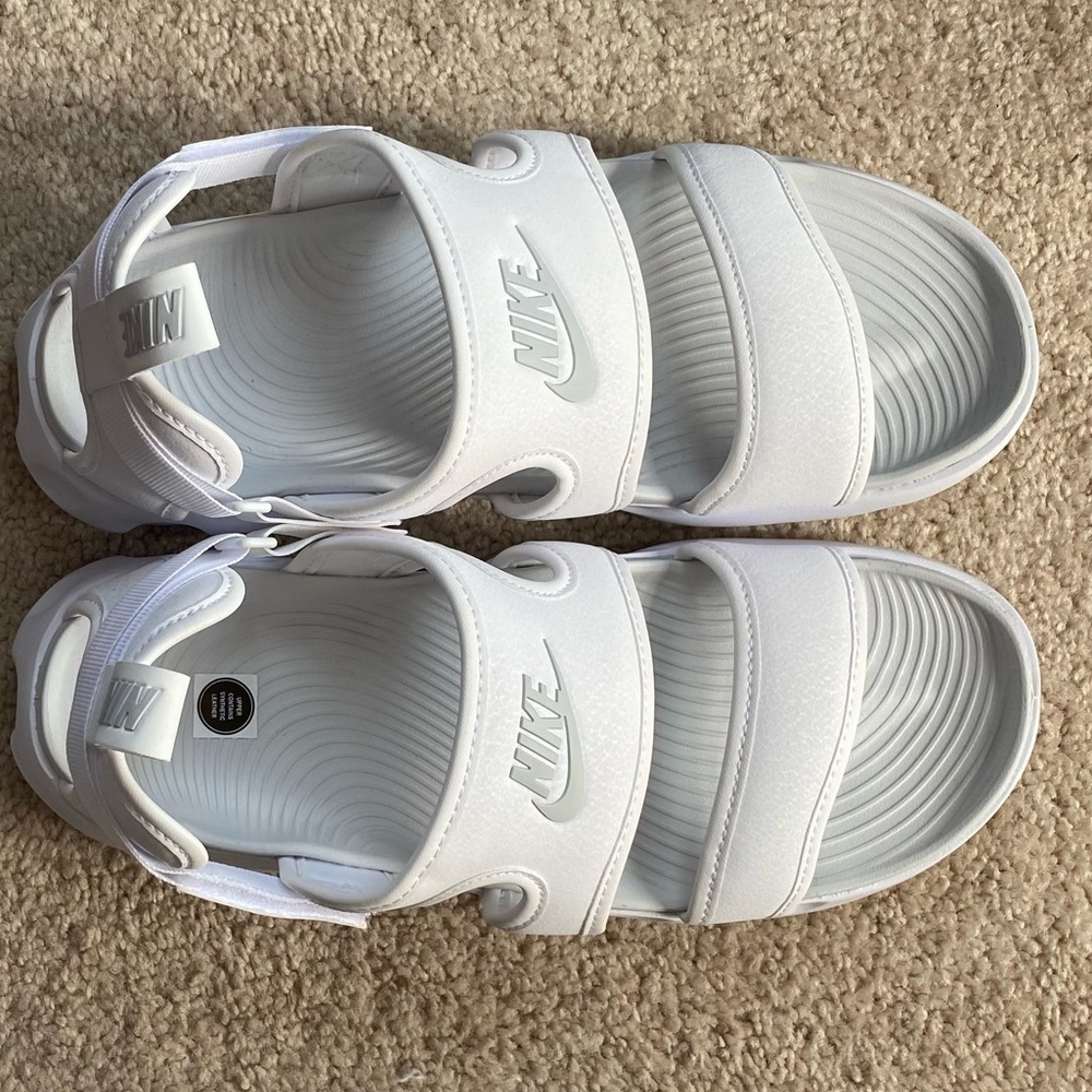 Nike WMNS OWAYSIS Sandal, White/Pure Platinum, Size 10​​​​​​ - Picture 8 of 10